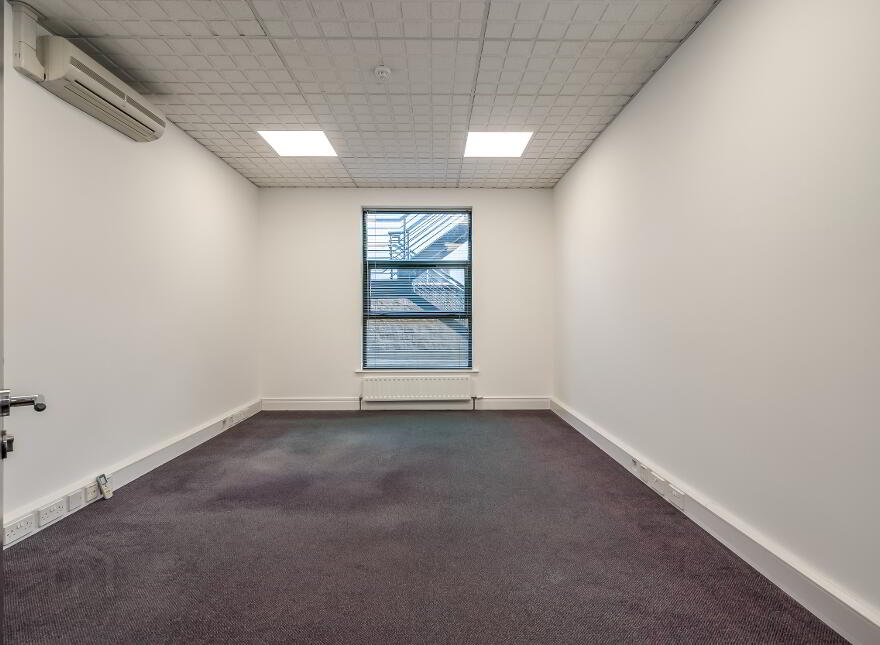 1 Lissue Walk, Lisburn, BT28 2SU