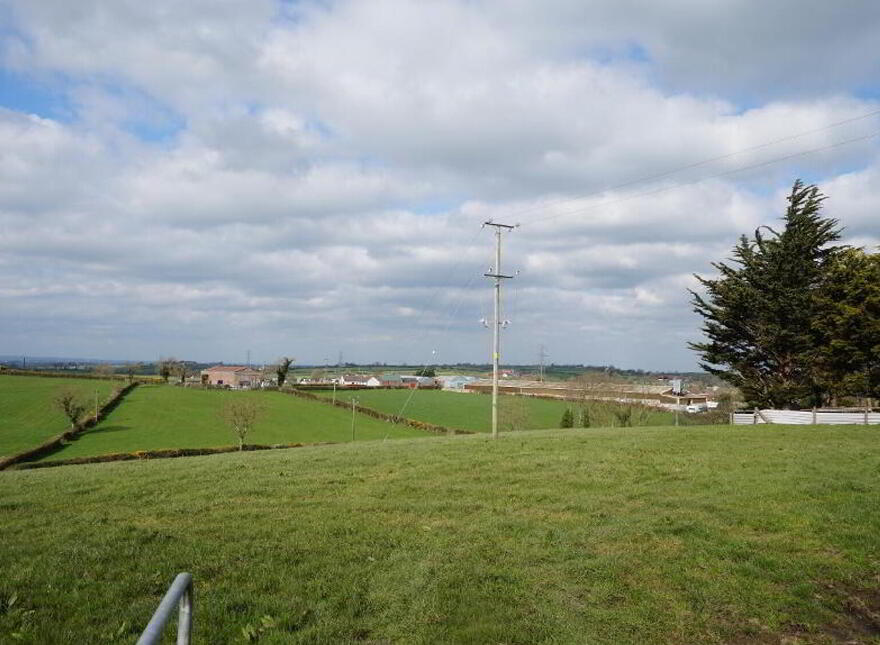 Approx 25m S Of, 22 Moorestown Road, Banbridge, BT32 4PN