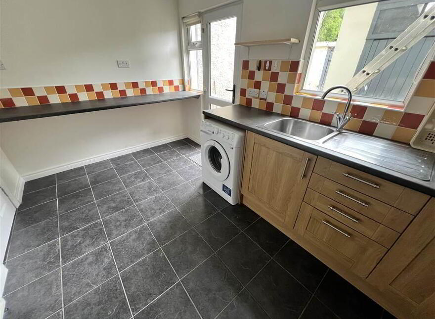 137 Scrabo Road, Newtownards, BT23 4NN