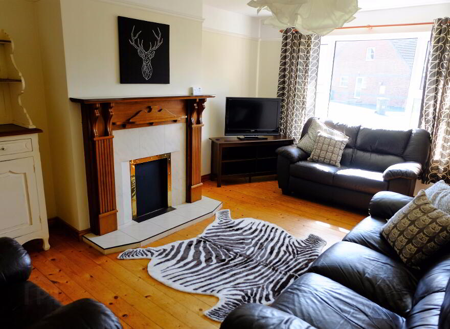4 Lissadell Grove, Portstewart, BT55 7FB