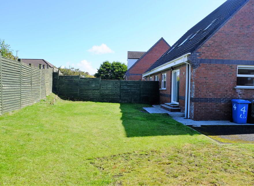 4 Lissadell Grove, Portstewart, BT55 7FB
