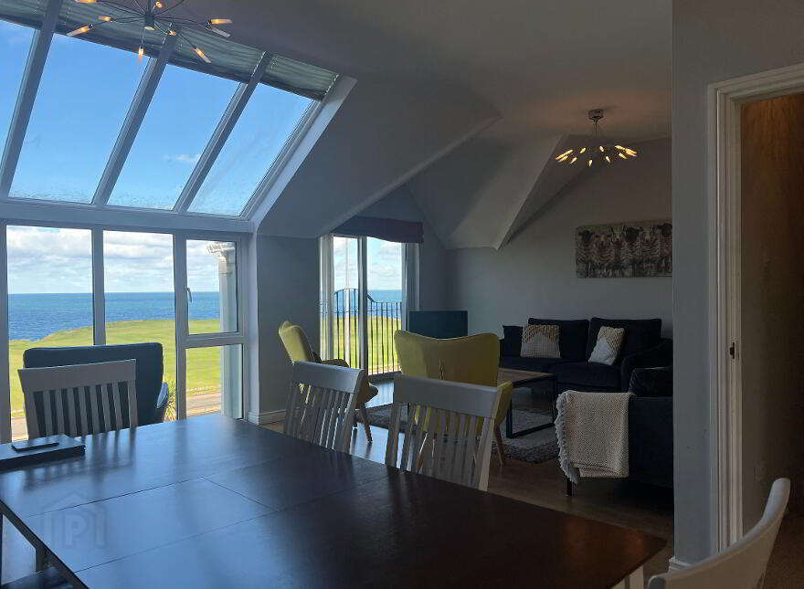 9 Old Castle Court, Portrush, BT56 8GR