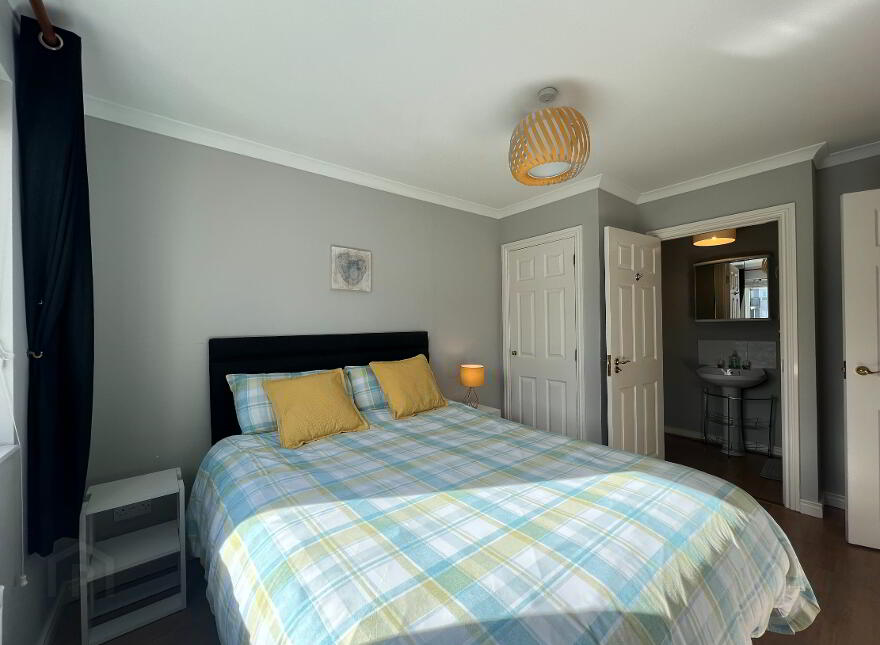 9 Old Castle Court, Portrush, BT56 8GR
