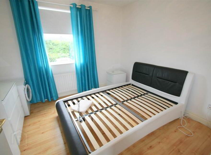29 Strone Park, Dundonald, Belfast, BT16 1UW