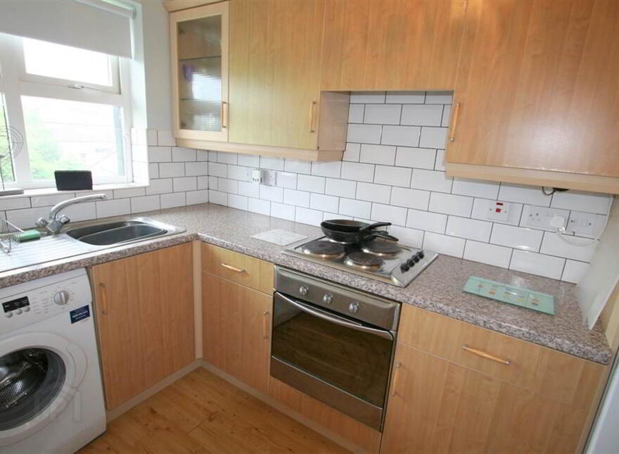 29 Strone Park, Dundonald, Belfast, BT16 1UW