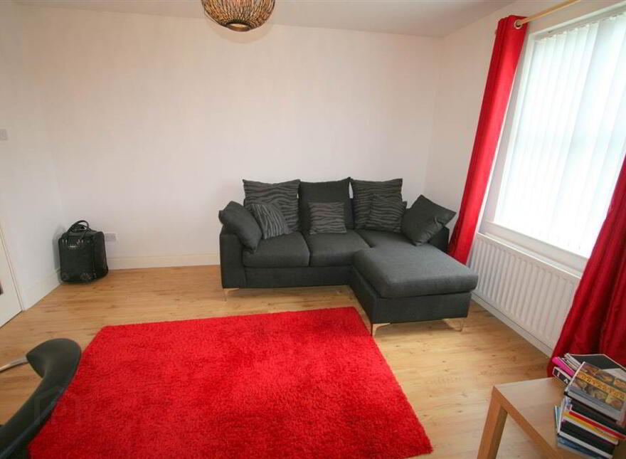 29 Strone Park, Dundonald, Belfast, BT16 1UW