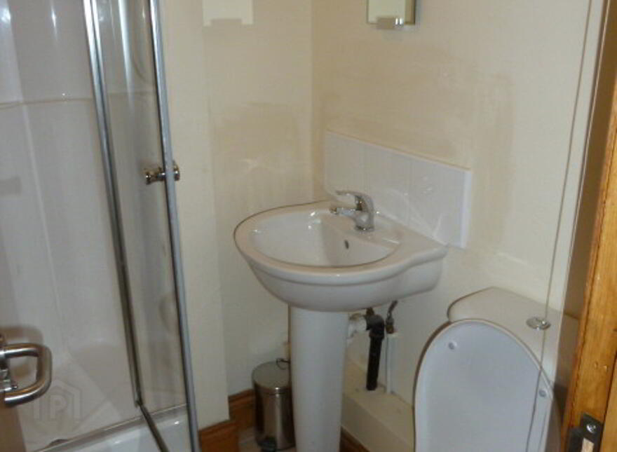 F4 128 Malone Avenue, Belfast, BT9 6ET