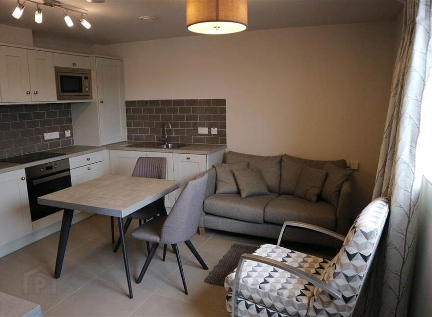 9b Hillview Avenue, Belfast, BT5 6JR