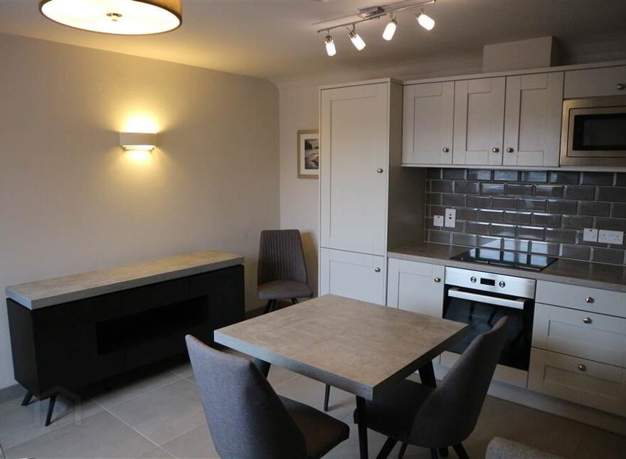 9b Hillview Avenue, Belfast, BT5 6JR