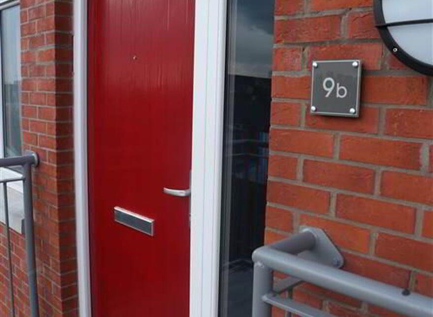 9b Hillview Avenue, Belfast, BT5 6JR