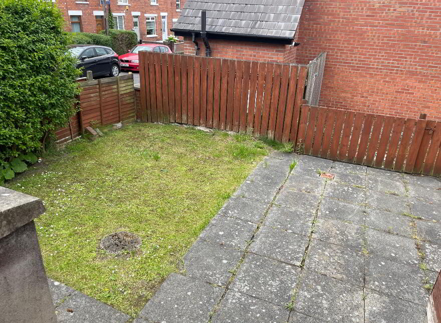 7 Ulsterville Drive, Lisburn Road, Belfast, BT9 7BD