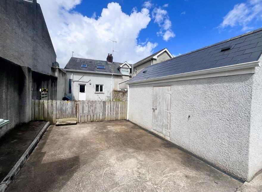 35 Main Street, Lisbellaw, BT94 5ER