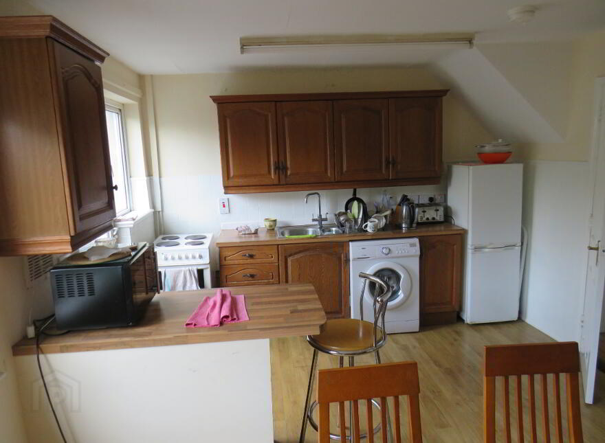 14 Rathmore Avenue, Belfast, BT10 0FT
