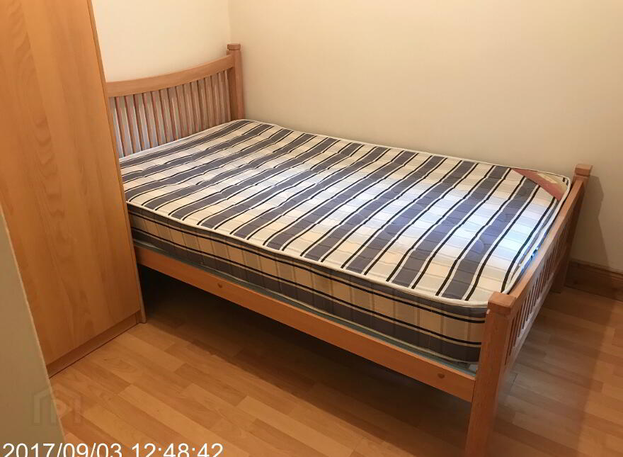 Lawrence Street, Belfast, BT7 1LE