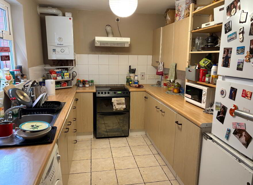 48 Nansen Street, Falls Road, Belfast, BT12 6AT photo