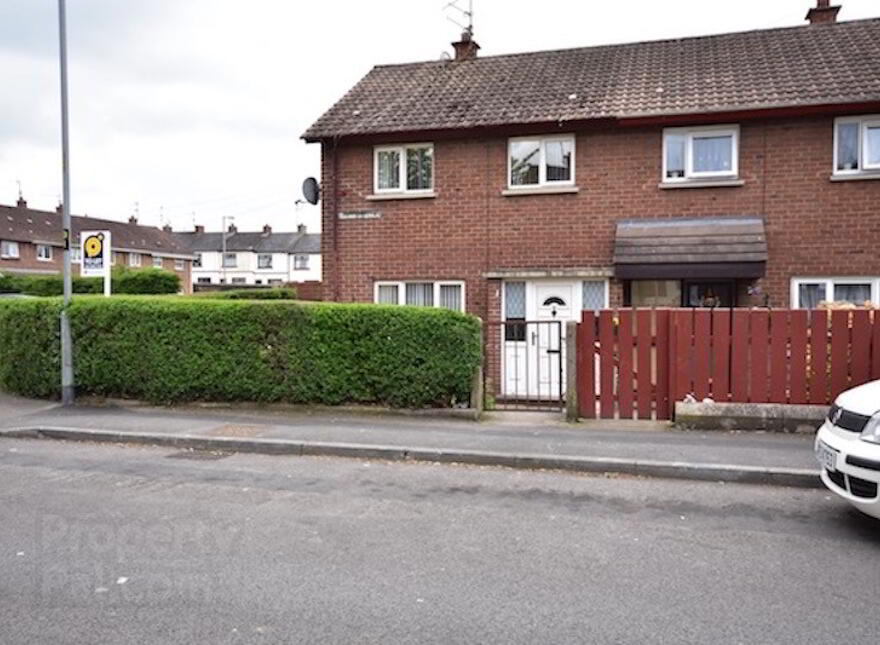 1 Deans Walk, Lurgan, BT66 6HJ photo