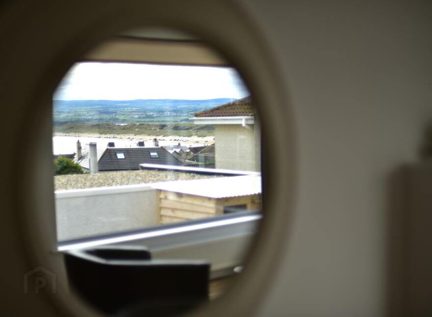 Driftwood, 25 Seafield Park, Portstewart, BT55 7JU