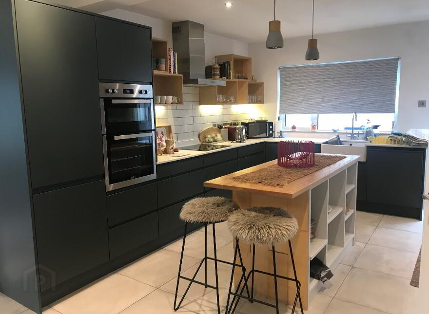 Driftwood, 25 Seafield Park, Portstewart, BT55 7JU
