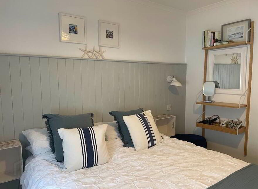 Driftwood, 25 Seafield Park, Portstewart, BT55 7JU