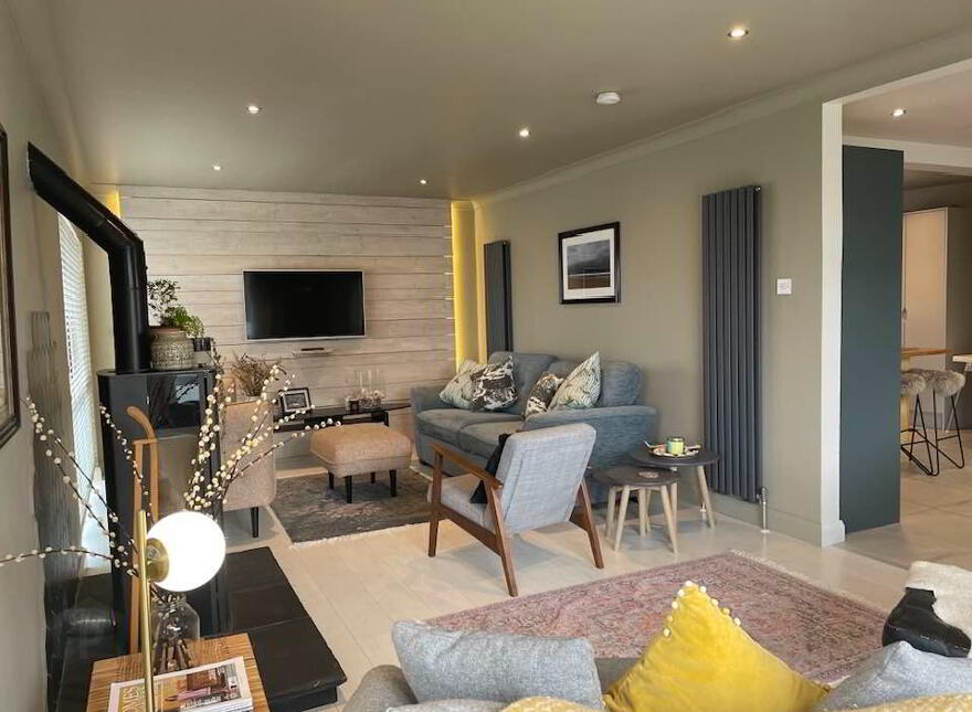 Driftwood, 25 Seafield Park, Portstewart, BT55 7JU