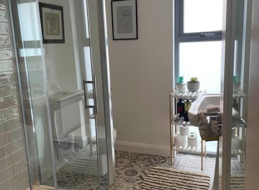 Driftwood, 25 Seafield Park, Portstewart, BT55 7JU