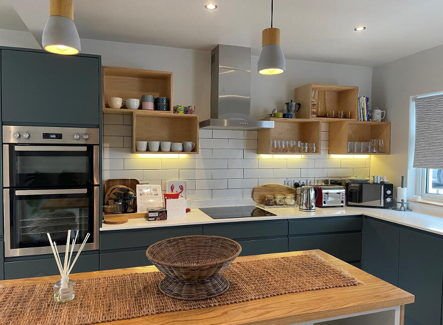 Driftwood, 25 Seafield Park, Portstewart, BT55 7JU