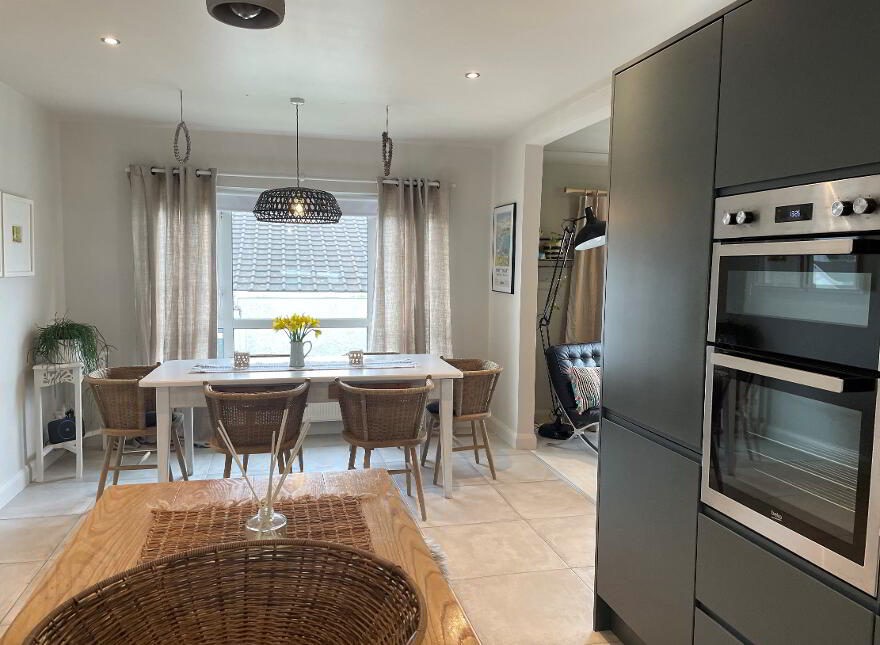 Driftwood, 25 Seafield Park, Portstewart, BT55 7JU