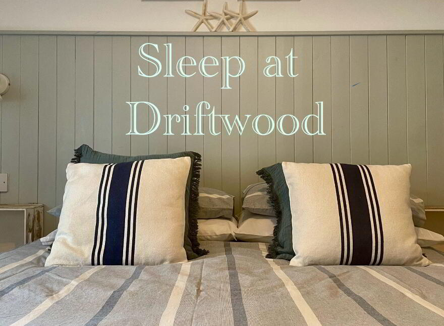 Driftwood, 25 Seafield Park, Portstewart, BT55 7JU
