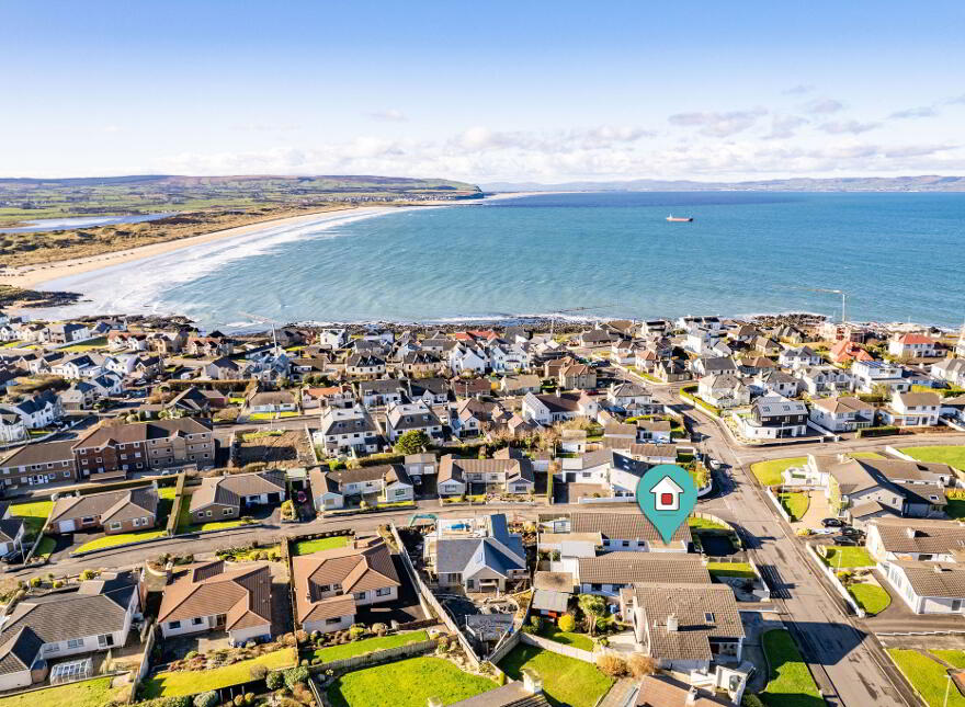 Driftwood, 25 Seafield Park, Portstewart, BT55 7JU