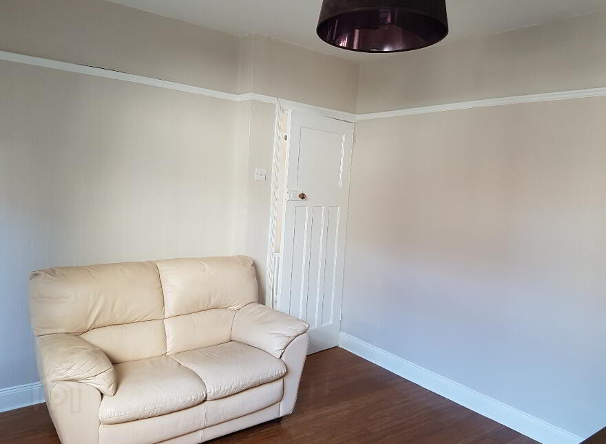 22 Hewitt Parade, Belfast, BT5 6JJ