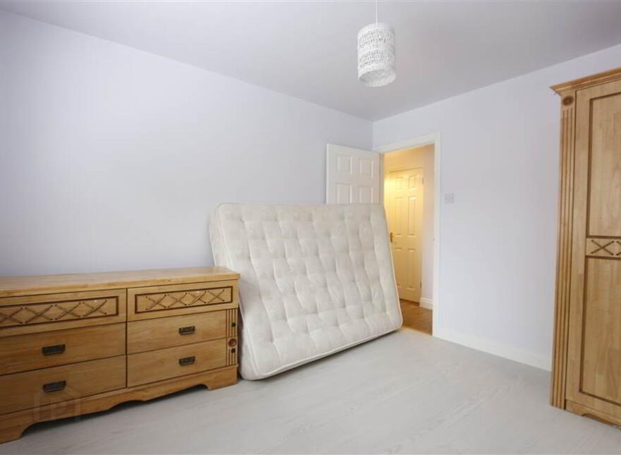 67 Abetta Parade, Belfast, BT5 5LA