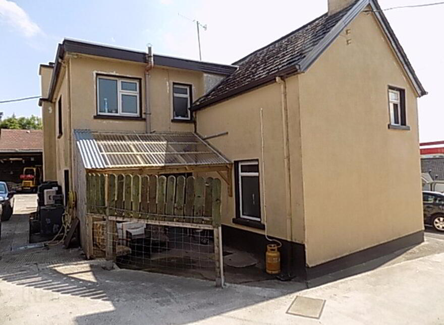 Tracey's Garage And Shop, 53 Brollagh Rd, Garrison, BT93 4AE