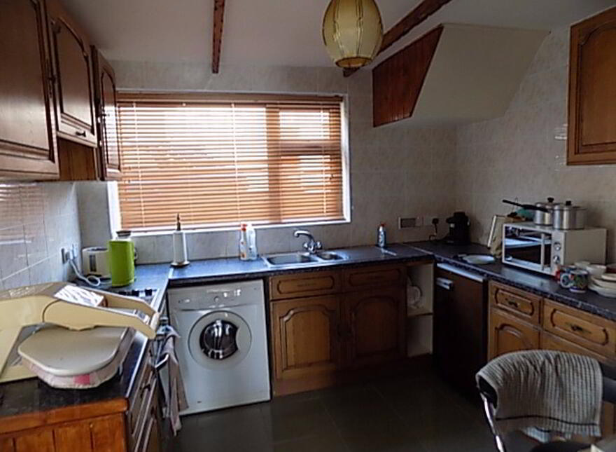 Tracey's Garage And Shop, 53 Brollagh Rd, Garrison, BT93 4AE
