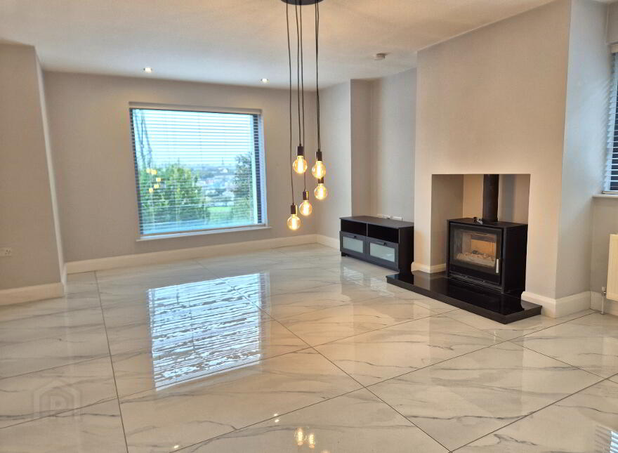 Victoria Gate, Waterside, Derry, BT47 2TP