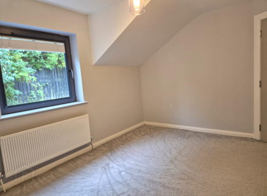 Victoria Gate, Waterside, Derry, BT47 2TP