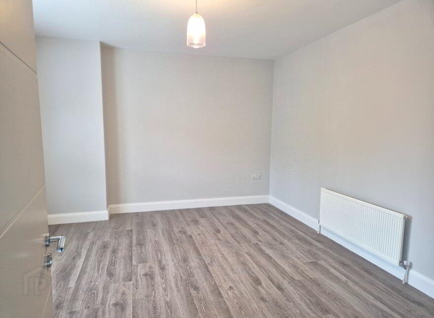 Victoria Gate, Waterside, Derry, BT47 2TP
