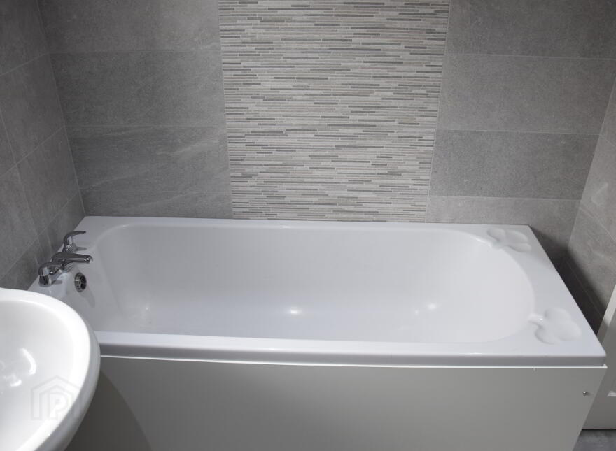 14 Aghermore Avenue, Portstewart, BT55 7QT