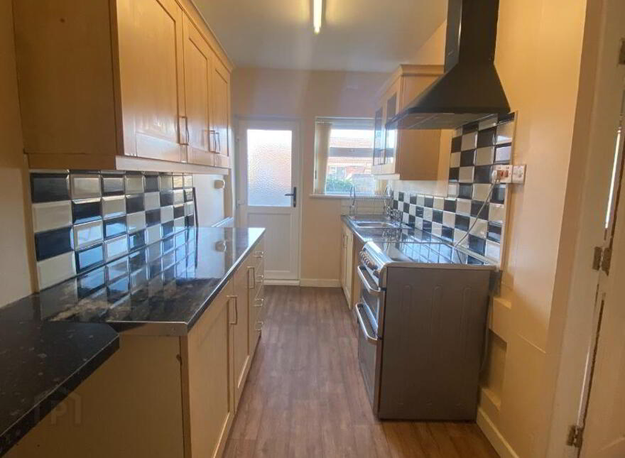63 Ardmeen Green, Downpatrick, BT30 6JL