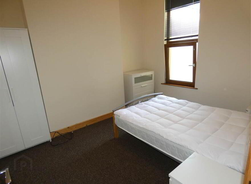 Flat 3 152 Upper Newtownards Road, 152 Upper Newtownards Road, Belfast, BT4 3EQ