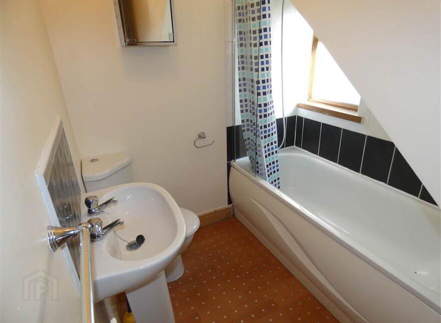 Flat 3 152 Upper Newtownards Road, 152 Upper Newtownards Road, Belfast, BT4 3EQ