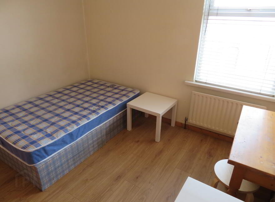 Unit B, 9 Cameron Street, Botanic, BT7 1GU