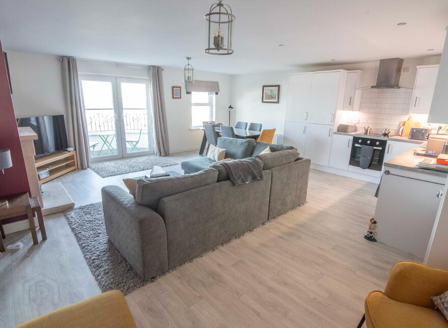 47 West Strand Avenue, Portrush, BT56 8FD