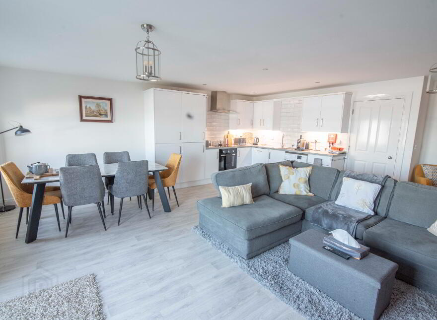 47 West Strand Avenue, Portrush, BT56 8FD