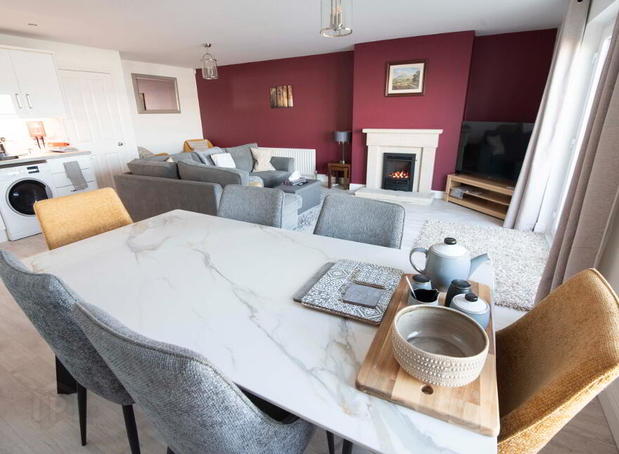 47 West Strand Avenue, Portrush, BT56 8FD