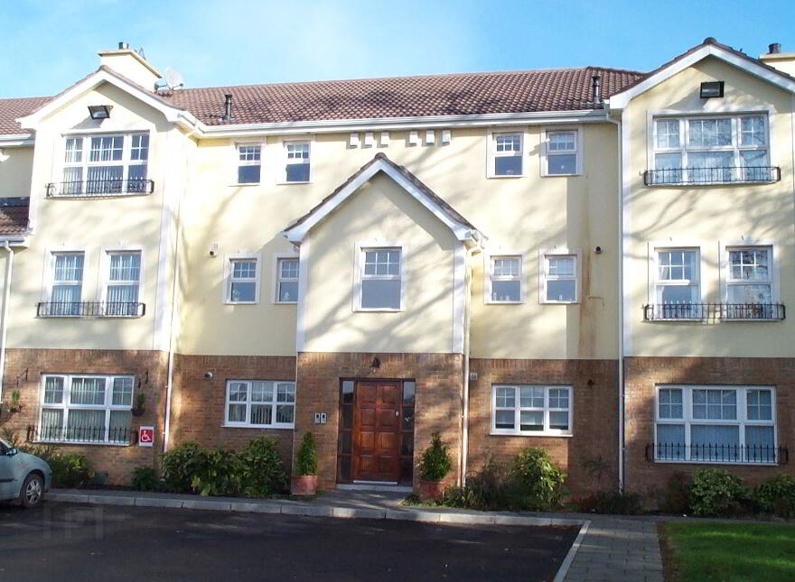 8 Oakfield Mews, Londonderry, BT48 8SN