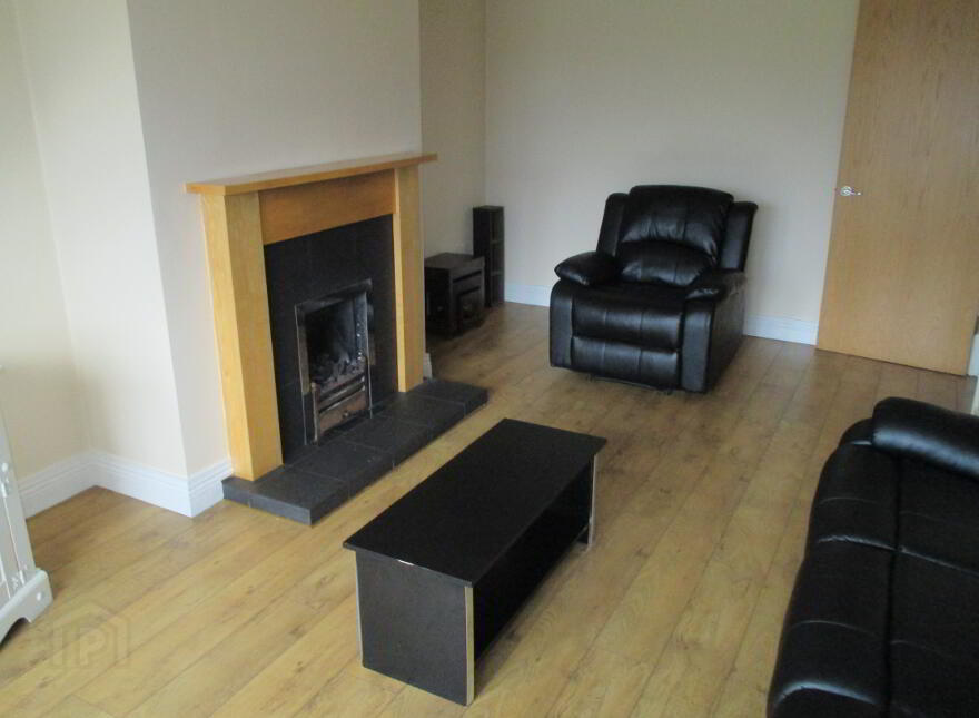 8 Oakfield Mews, Londonderry, BT48 8SN