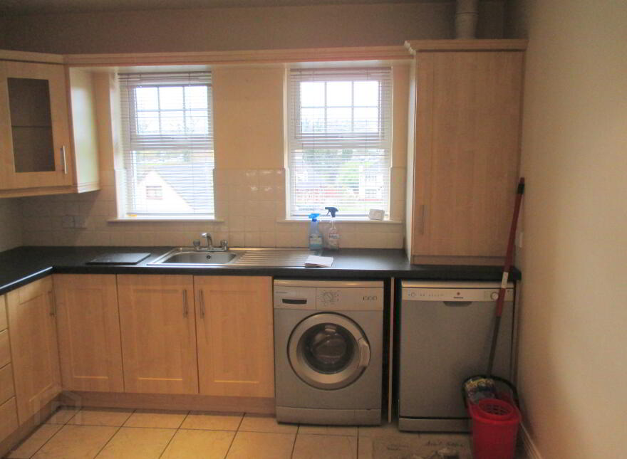 8 Oakfield Mews, Londonderry, BT48 8SN