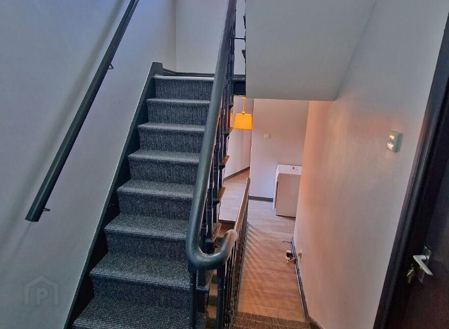 Room 5, 55 Cromwell Road, Botanic, Belfast, BT7 1JY
