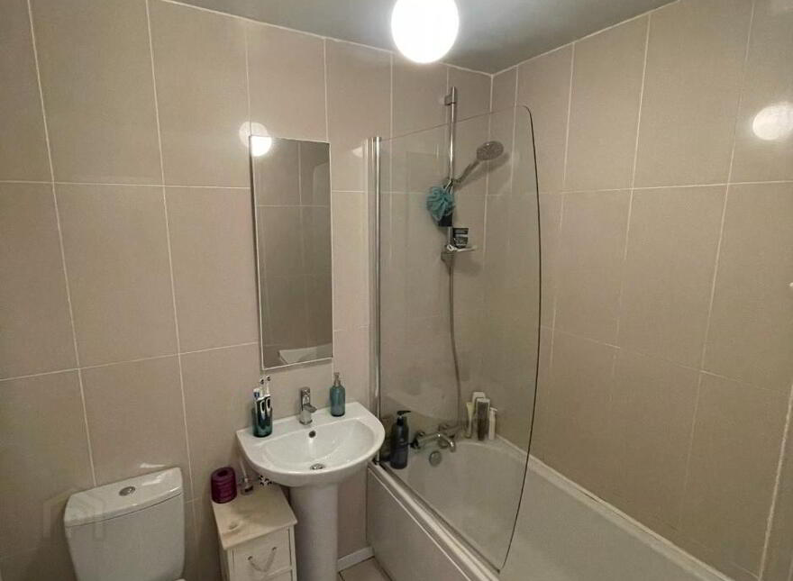 27A Eastleigh Dale, Belfast, BT4 3DT