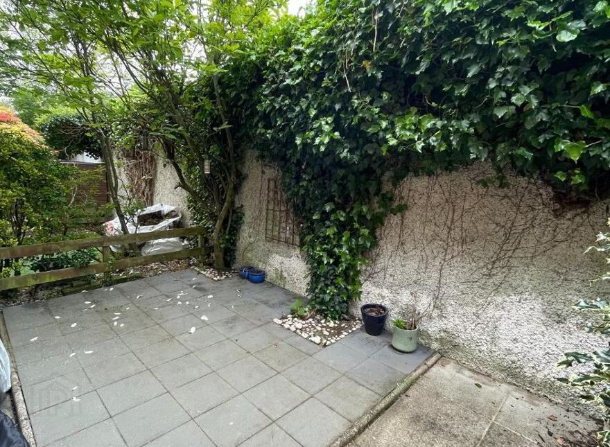 27A Eastleigh Dale, Belfast, BT4 3DT